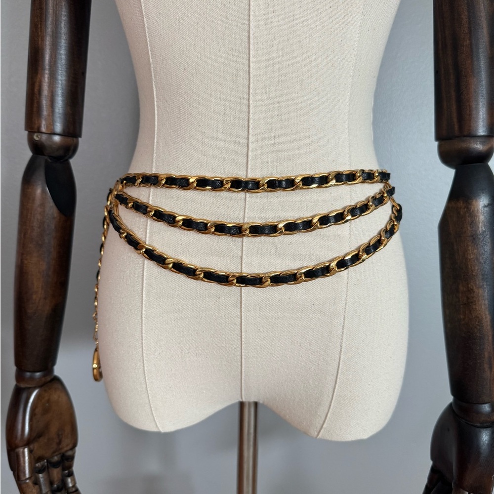 Chanel 1994 Chain Leather Belt - Picture 9 of 11